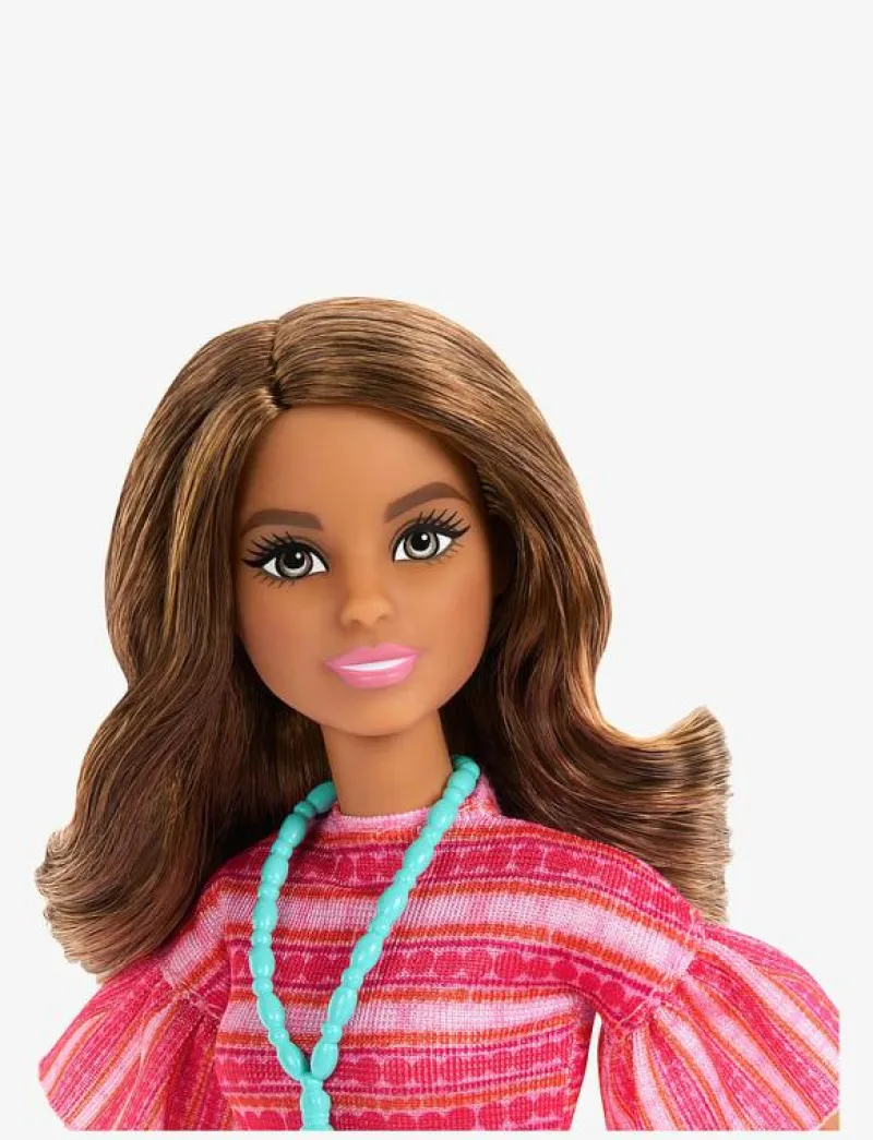 and Teresa Recipe for Friendship Teresa Fashion Doll in Signature Outfit with Accessories - Dockor|Barbie Outlet