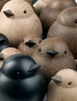 Novoform Baby Sparrow - Träfigurer BLACK STAINED Hot