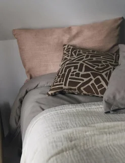 compliments Cave Cushion Cover 50x50 cm - Kuddfodral BROWN Outlet