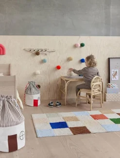 Chess Rug - Large - Rektangulära mattor|OYOY MINI Outlet