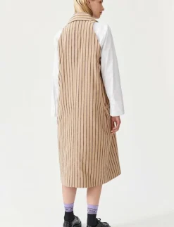 DARLA - Kavajer|Baum und Pferdgarten New