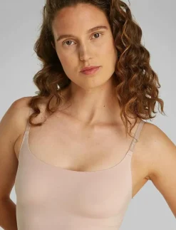 EXTRA FIRM SEAMLESS BODY BRIEFER - Bodies & slips|Calvin Klein Discount