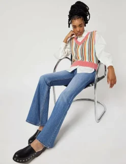 Wrangler FIERCE FLARE - Utsvängda jeans MEADOW Best