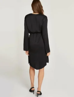HAMMERED SATIN V NECK DRESS - Korta klänningar|Calvin Klein New