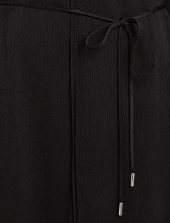 HAMMERED SATIN V NECK DRESS - Korta klänningar|Calvin Klein New