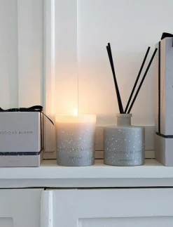 Luscious Bloom Candle/diffuser box - Doftljus|VICTORIAN Outlet