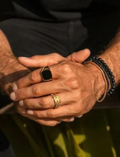 Men's Gold Signet Ring with Onyx - Ringar|Nialaya Sale