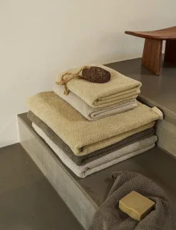 The Organic Company MILD Bath towel - Badrumstextilier PALE HONEY New