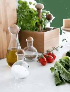 Nature Oil/vinegar bottles oak stoppers, 2-pack - Olja, vinäger & dressingflaskor|Sagaform Discount