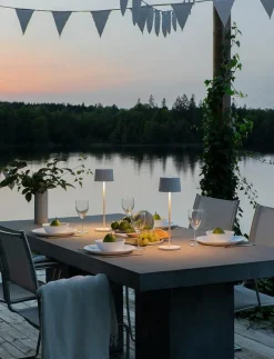 Positano bordslampa rund USB 2700K/3000K dimbar - Bordslampor|Konstsmide Best