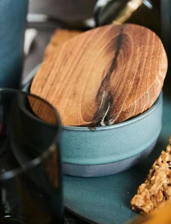 Aida RAW Northern - lille skål m/teaktrælåg og ske 1 stk d9,5xh4,5 cm 24 cl - Skålar & Fat GREEN Hot