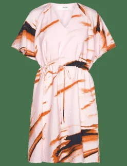 Selected SLFATTIA SS AOP V-NECK SHORT DRESS B - Korta klänningar CRADLE PINK Clearance