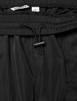 STUDIO PARACHUTE PANTS - Sweatpants|Björn Borg Online