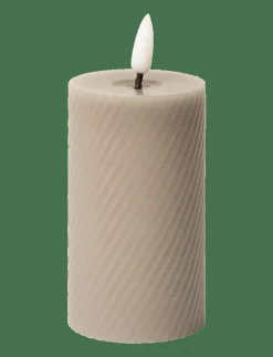 Swirled LED pillar candle - Dekoration|C'est Bon Hot