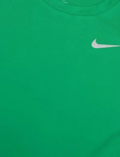 WS-WOVEN SHORT SET - Set med kortärmad t-shirt|Nike Best